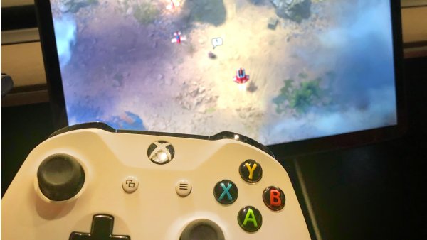 Best Tesla game controllers and how to connect them