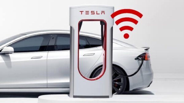 Tesla to add WiFi to Superchargers