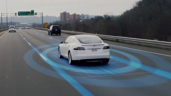 Tesla's solution to the problem of blaming Autopilot