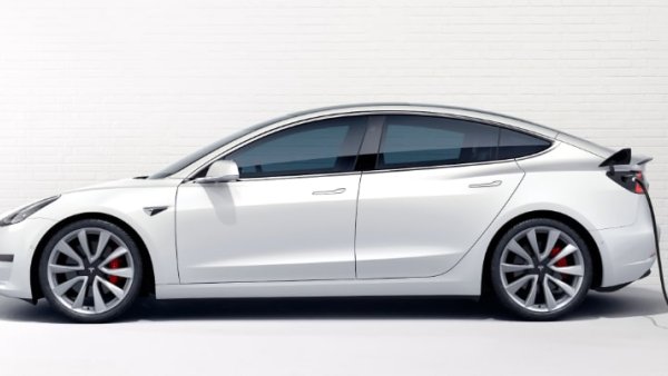 Tesla is no longer including the mobile charging connector with new vehicles