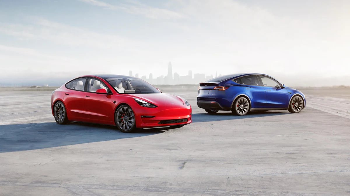 Tesla offers a variety of models and prices, ranging from the Model 3, all the way up to the Model X Plaid.
