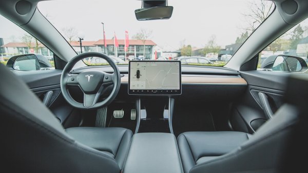 The top features in any Tesla