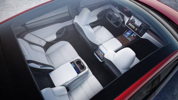 Tesla Model S Has New Glass Roof That Lets In 5x More Light; Showcases Continuous Innovation