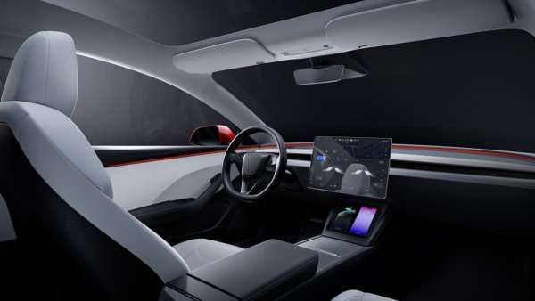 Tesla Engineer Hints at Being Able to Leave FSD Feedback Without Disengaging