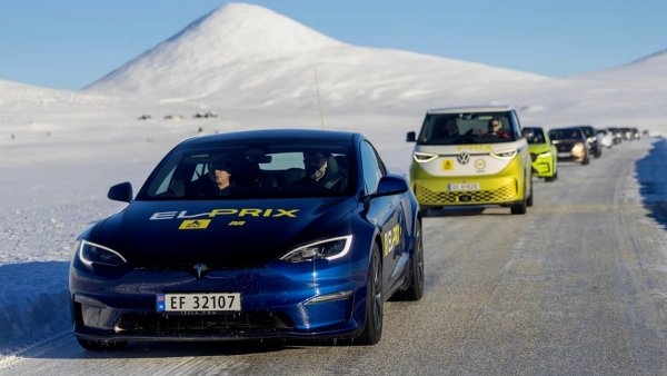Tesla Model S Takes Winter by Storm, Sets New Record