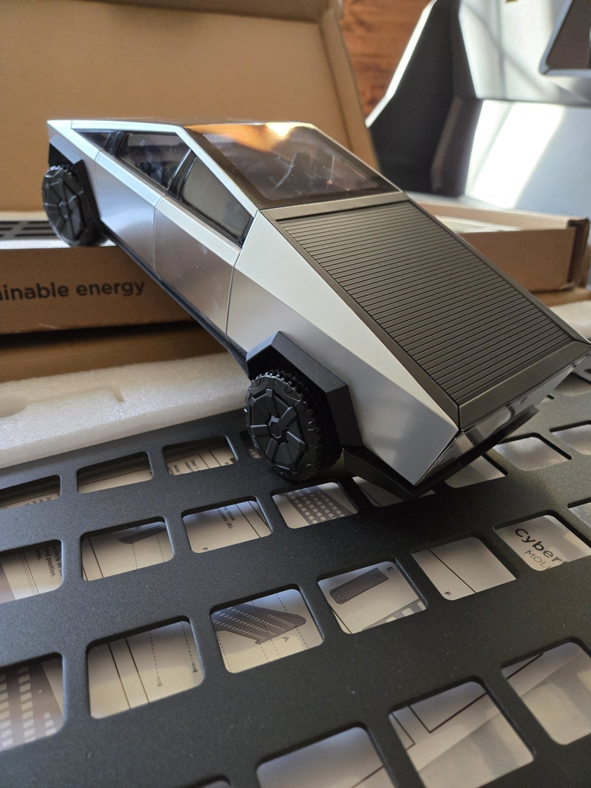 A scale Cybertruck on some Cybertruck accessories!