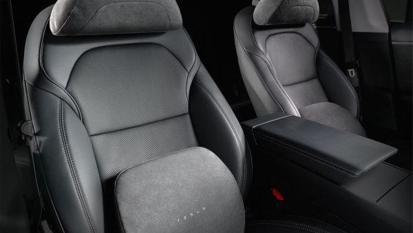Tesla Launches Headrest and Lumbar Pillows for Model 3 and Model Y