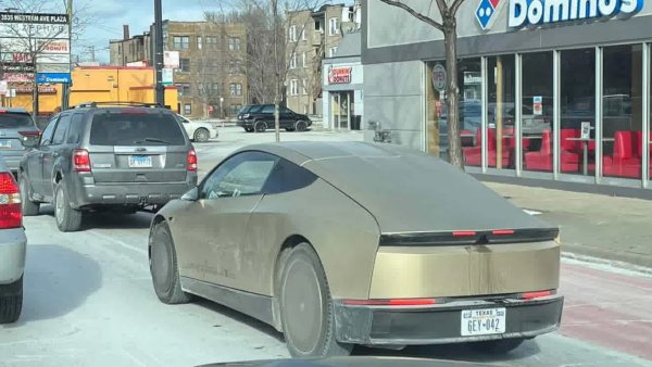 Tesla’s Cybercab Spotted with Rear Camera Washer; No Side Mirrors