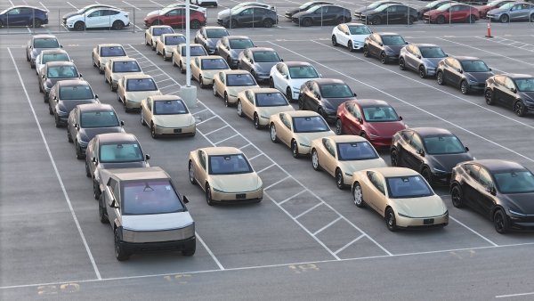 Tesla Cybercabs Without Steering Wheels Spotted at Giga Texas