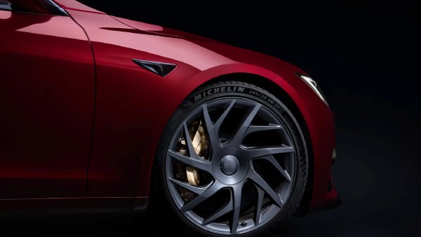 Tesla's Last Model S/X Units Ever Hit the Production Line
