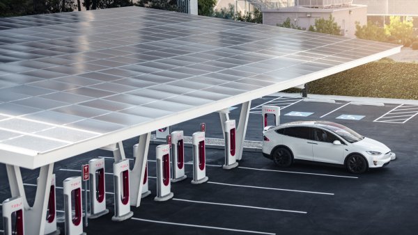 First 500kW Tesla Supercharger Now Under Construction in California