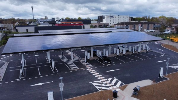 Tesla Hits 80,000 Superchargers With Huge Site in France
