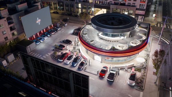 Tesla Plans Diner Global Expansion; Next Location: Starbase