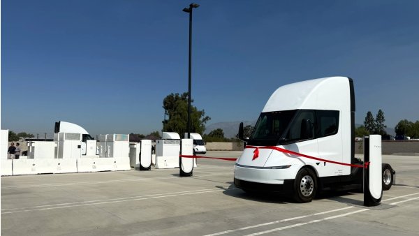 Tesla Opens World's First Public Megacharger Site