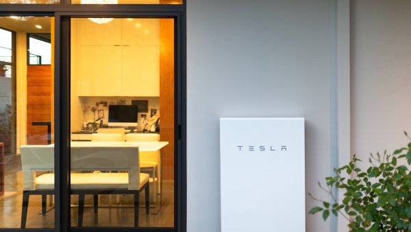Tesla App Update Hints at Upcoming Home Heat Pump Control