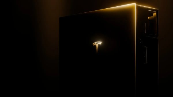 Tesla Unveils Powerwall 3P — a 3-Phase Powerwall