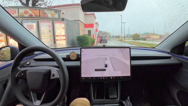 The Most Impressive Tesla FSD V14 Videos You Need to See