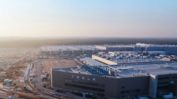 Tesla Wins Against German Union in Giga Berlin Labor Elections