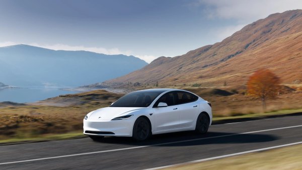 Tesla Quietly Reduces Acceleration and Other Specs for Canadian Model 3