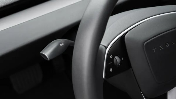 Tesla Introduces Model 3 Turn Signal Stalk Retrofit