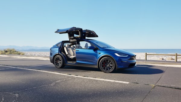 Tesla Increases Price of Model S and Model X; Adds Incentives