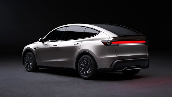 Tesla Model Y L is Coming to Australia; U.S. Next?