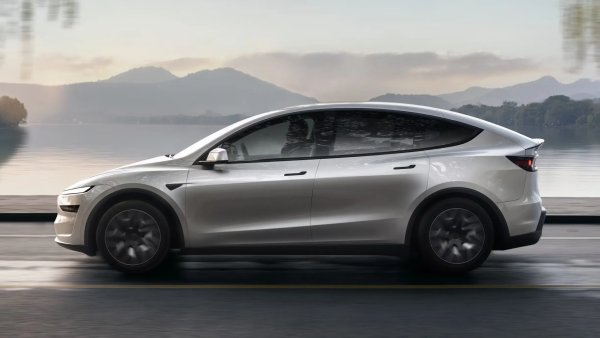 Tesla Model Y L Approved for Launch in South Korea