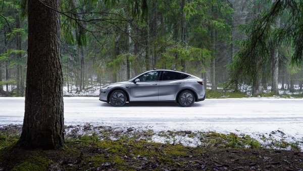 Tesla Model Y Named Best Electric Vehicle of 2026 by Consumer Reports