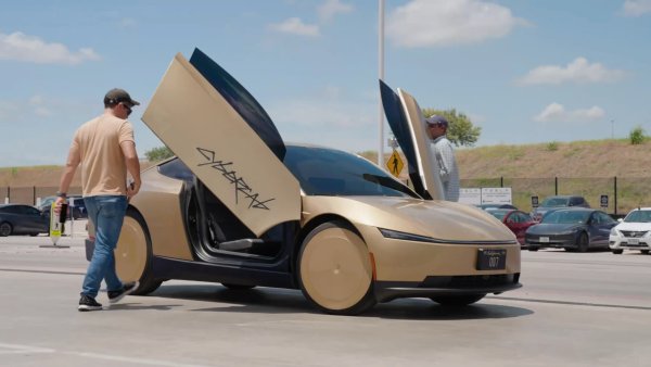 Tesla Asks Cybercab Riders to Suggest New Cabin Features