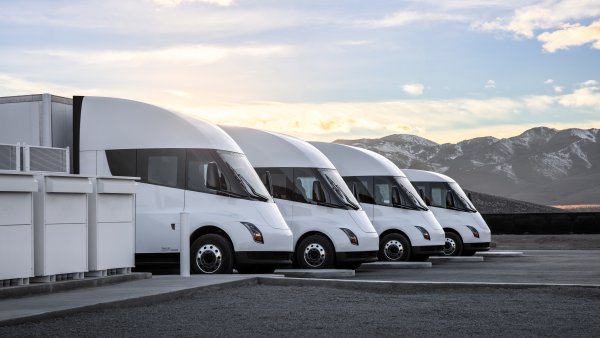 Tesla Semi Entering High-Volume Production; New Vehicles in the Pipeline