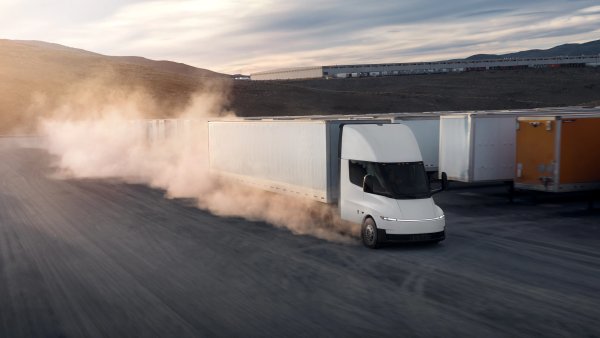 Tesla Sees Another Large Order Placed for Tesla Semi