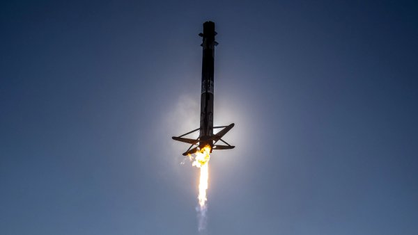 Amazon Petitions FCC to Block Tesla and SpaceX’s Orbital Data Center: FCC Responds