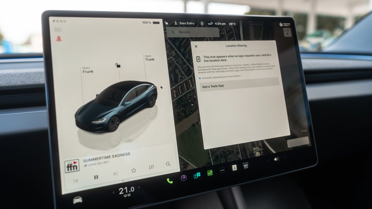 Tesla will now show you which apps are using your location